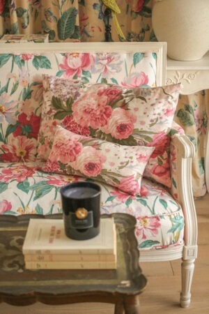 Coussin vintage grand modèle, motif jardin rose - Maison Célestine