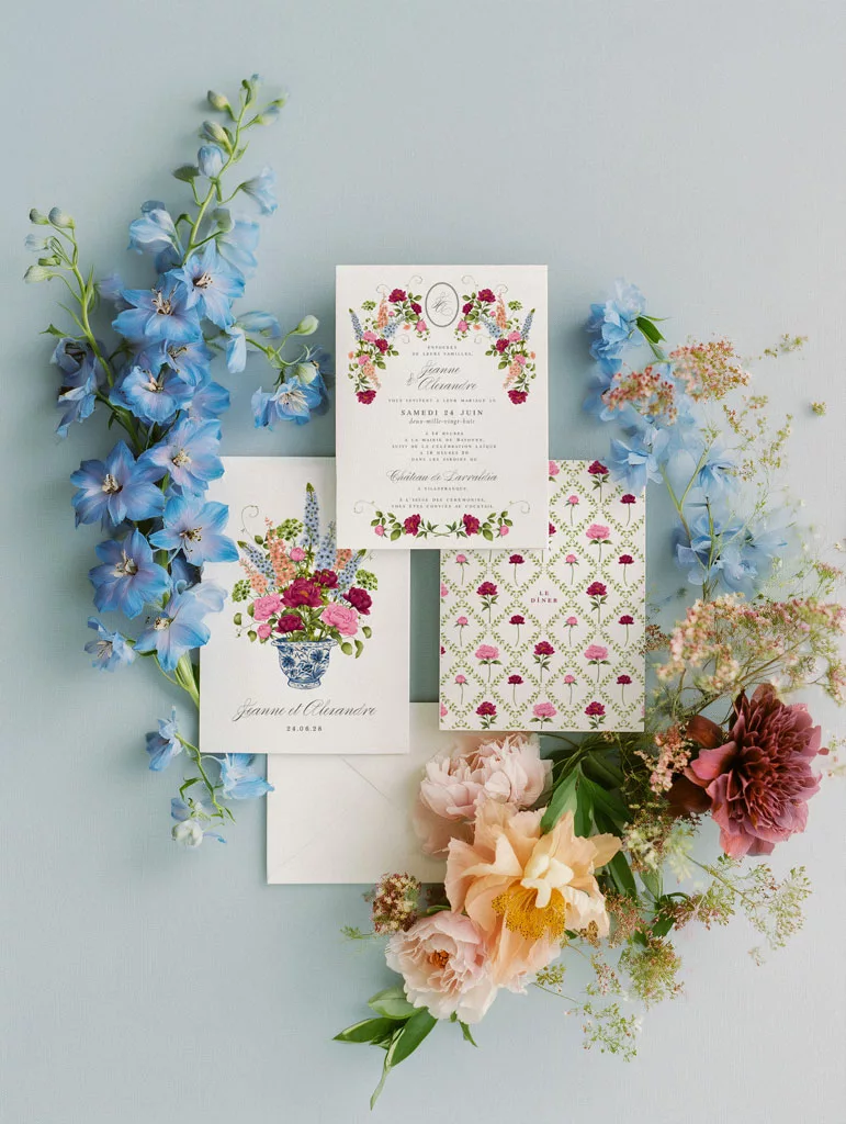 - Carton dîner fleuri coloré de la collection Heures Fleuries